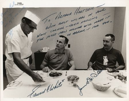 Lot #7071 Gemini 4 Signed Photograph