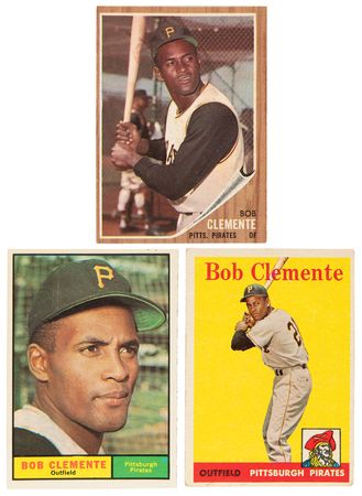 Lot #864 Roberto Clemente Signed Photograph - Image 2