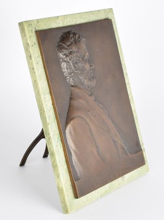 Lot #137 Abraham Lincoln: Victor D. Brenner Bronze Plaque (1907) - Image 2