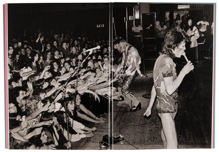 Lot #9343 David Bowie Signed Book - Mick Rock. The Rise of David Bowie: 1972-1973 (Ltd. Ed. #1614/1972) - Image 13