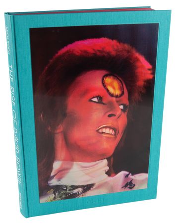 Lot #9343 David Bowie Signed Book - Mick Rock. The Rise of David Bowie: 1972-1973 (Ltd. Ed. #1614/1972) - Image 18