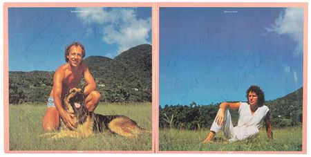 Lot #9421 Dire Straits Signed 1985-1986 Tour Book - Image 2
