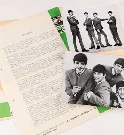 Lot #9083 Beatles Original German Electrola Press Kit (Late 1963) - Image 1