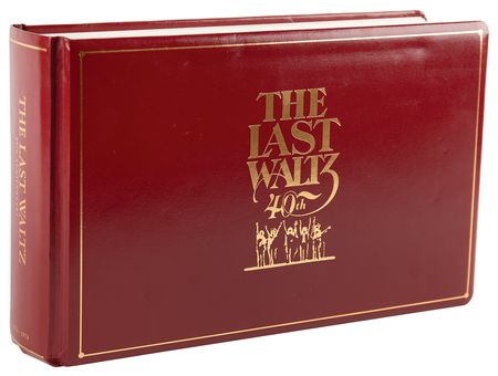 Lot #9358 The Band: Robbie Robertson and Martin Scorsese Signed 40th Anniversary Collector?s Edition of The Last Waltz - Image 3