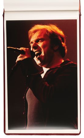 Lot #9358 The Band: Robbie Robertson and Martin Scorsese Signed 40th Anniversary Collector?s Edition of The Last Waltz - Image 9