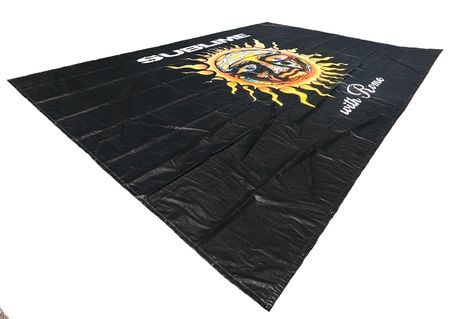 Lot #9490 Sublime with Rome Huge Stage-Used 2015 Summer Tour 'Burning Sun' Concert Backdrop (30-feet x 20-feet) - Image 3
