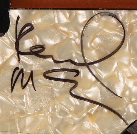 Lot #9053 Paul McCartney Signed Hofner 'Violin' Bass Guitar - Image 4