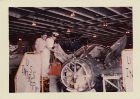 Lot #625 Gemini 3 (5) Candid Recovery Photographs and Recovery Cover - Image 4