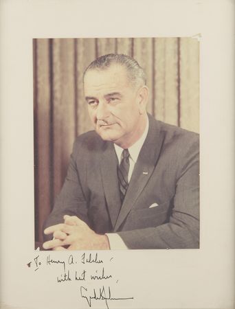Lot #90 Lyndon B. Johnson Signed Photograph - Image 2