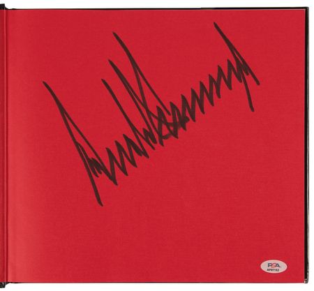 Lot #135 Donald Trump Signed Book - Letters to Trump - Huge Signature - Image 4