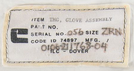 Lot #428 Space Shuttle Phase VI EMU Glove TMG (Right) - Image 3