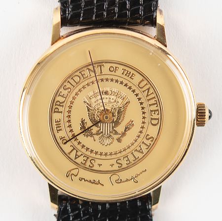 Lot #35 Ronald Reagan Limited Edition Wristwatch, Recalled Gift to 1980 Campaign Donors - Image 3