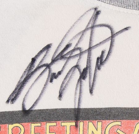Lot #607 Bruce Springsteen and the E Street Band Signed 1999 Reunion Tour T-Shirt - Greetings from Asbury Park, N.J. - Image 4