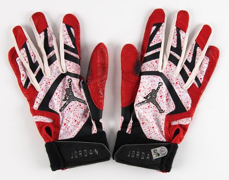 Lot #781 Mookie Betts Signed Game-Used Batting Gloves (2024) - Image 2