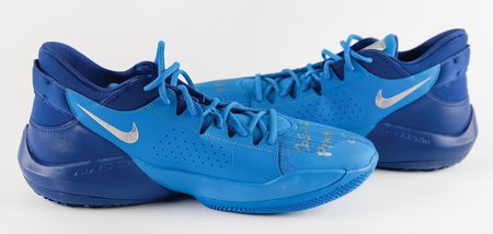 Lot #773 Giannis Antetokounmpo Practice-Worn Basketball Sneakers (2020-2021) - Image 4