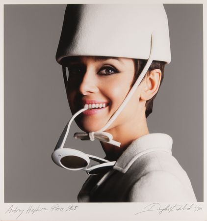 Lot #644 Audrey Hepburn Signed Oversized (28.75? x 29.5?) Photographic Print by Douglas Kirkland (Ltd. Ed. #6/24) - Image 2