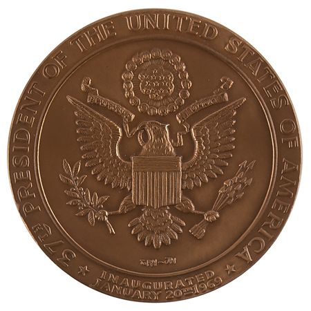 Lot #90 Richard Nixon (4) Items - Two Signatures, Parker 'Bill Signer' Pen, and Bronze Medal - Image 5