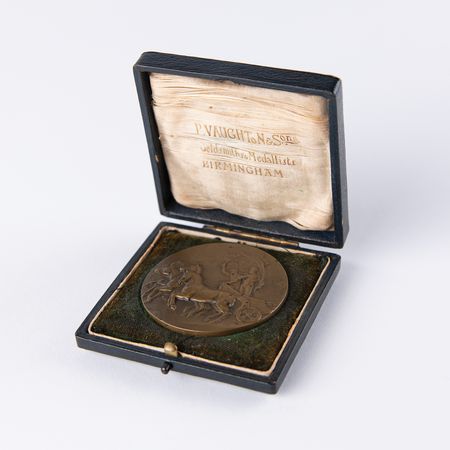 Lot #3130 London 1908 Olympics Bronze Participation Medal - Image 4