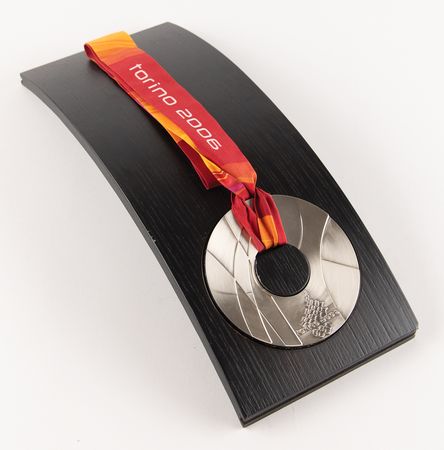 Lot #3114 Torino 2006 Winter Olympics Silver Winner's Medal for Men's Speed Skating - Unawarded - Image 10