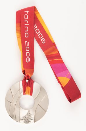 Lot #3114 Torino 2006 Winter Olympics Silver Winner's Medal for Men's Speed Skating - Unawarded - Image 3