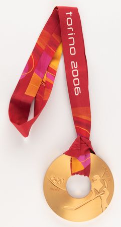 Lot #3115 Torino 2006 Winter Olympics Gold Winner's Medal for Ice Hockey - Image 4