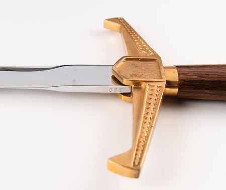 Lot #3350 Montreal 1976 Summer Olympics Sword (Ltd. Ed. #88/500) - Image 5