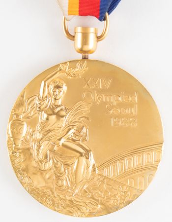 Lot #3039 Greg Louganis's Seoul 1988 Summer Olympics Gold Winner's Medal for 10-Meter Platform Diving - Image 3