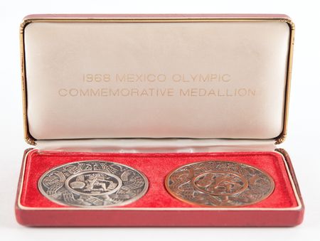 Lot #3317 Olympic Commemorative Medals (4) for 1964 Tokyo, 1968 Mexico City, 1984 Sarajevo/Los Angeles, and 1988 Seoul - Image 9