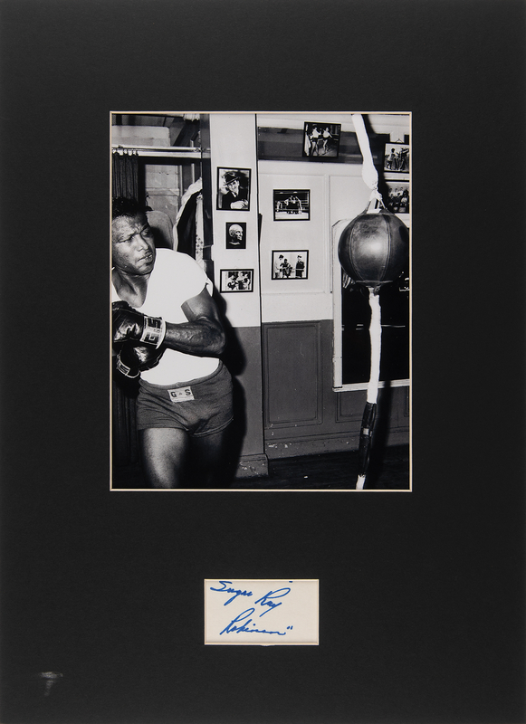 Lot 931 Sugar Ray Robinson Signature