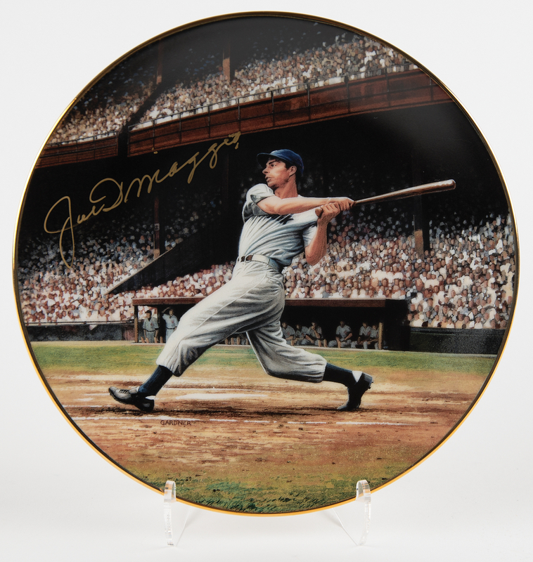 Lot 920 Joe DiMaggio Signed Plate - 'The Streak' (Ltd. Ed. #3204/5000)
