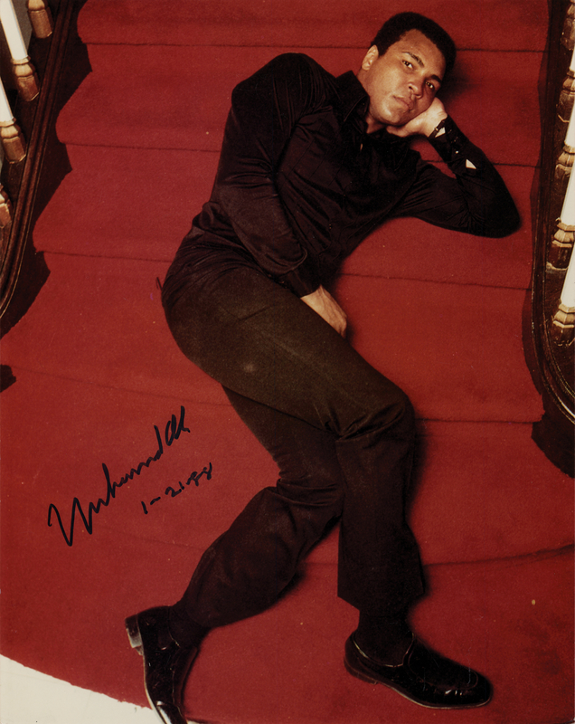 Lot 916 Muhammad Ali Signed Photograph