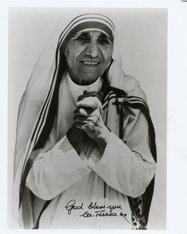 Lot 198 Mother Teresa Signed Photograph