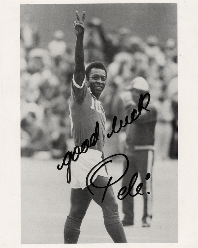 Lot 930 Pele Signed Photograph