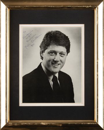 Lot #35 Bill Clinton (2) Signed Items - Booklet and Photograph - Image 5