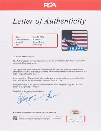 Lot #107 Donald Trump Oversized Signed Photograph - Image 3