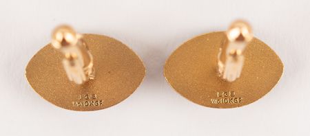 Lot #934 Super Bowl I Gold-Plated Cufflinks and Tie Clasp - Image 2