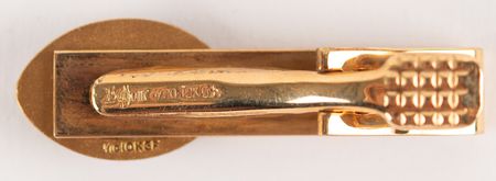 Lot #934 Super Bowl I Gold-Plated Cufflinks and Tie Clasp - Image 4