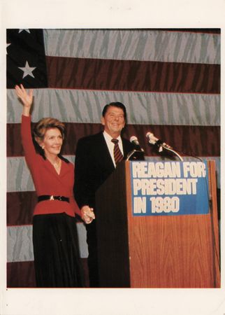 Lot #85 Ronald Reagan Autograph Draft Signed for a 1979–80 Christmas Card to Supporters - Image 2