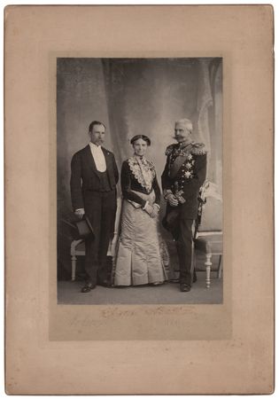 Lot #136 Clara Barton Twice-Signed Autograph Poem on a Boudoir Card Photograph - Image 2