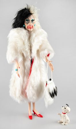 Lot #347 Cruella de Vil: Betty Lou Gerson Signed Ceramic Doll - Image 1
