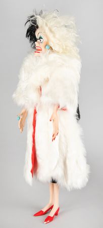 Lot #347 Cruella de Vil: Betty Lou Gerson Signed Ceramic Doll - Image 3