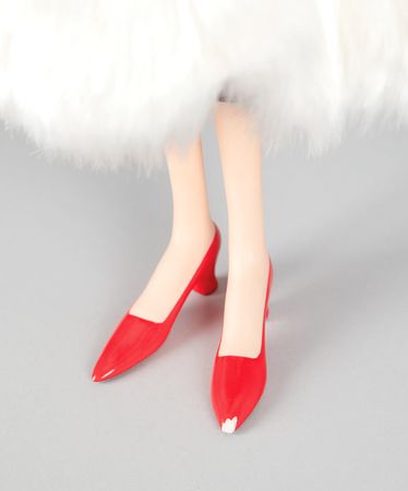 Lot #347 Cruella de Vil: Betty Lou Gerson Signed Ceramic Doll - Image 8