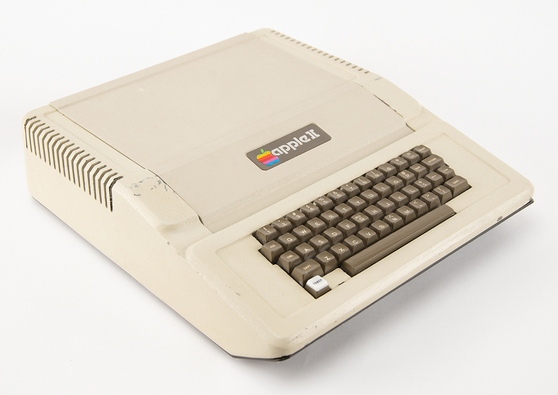 Lot 6016 Apple II Computer with Early Rev. 0 Board (Serial No. A2S1-0905)