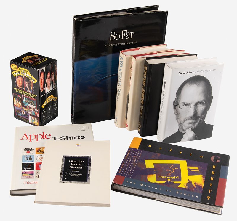 Lot 6105 Apple Computer (8) Books