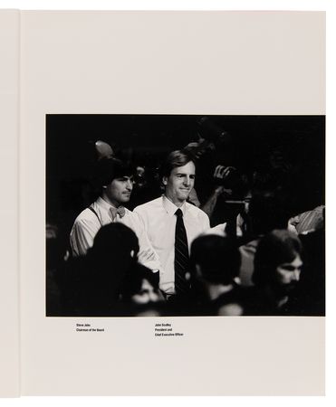 Lot #6093 Apple 1984 Annual Report and (6) Photographs of Jim Henson, Maya Lin, and 'The Fathers of Mac' - From the Collection of Clement Mok - Image 5