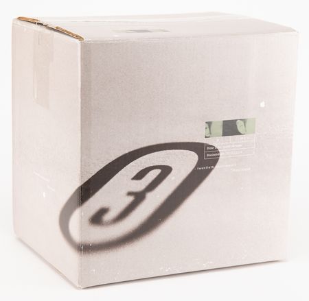 Lot #6049 Apple Twentieth Anniversary Macintosh (TAM) with Original Box - Image 2