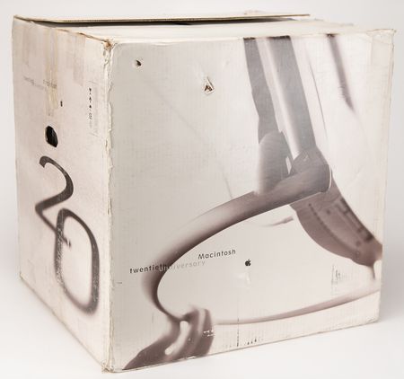 Lot #6049 Apple Twentieth Anniversary Macintosh (TAM) with Original Box - Image 8