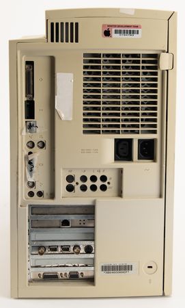 Lot #6047 Apple Power Macintosh 9700 EVT Prototype Computer (Unreleased) - Image 3