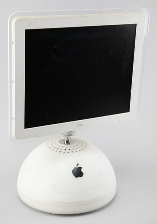 Lot #6054 Apple iMac G4 EVT Prototype Computer - Image 1