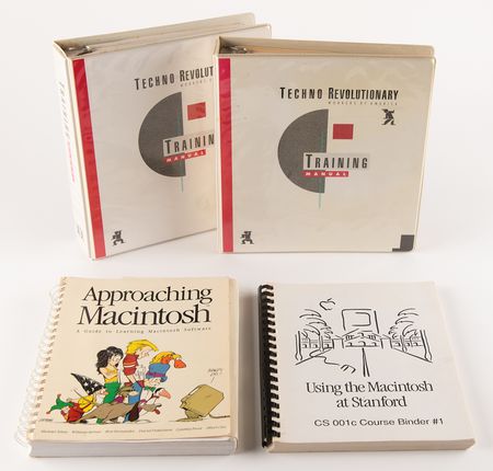 Lot #6101 Apple Computer (4) Early Macintosh Training Guides and Manuals - From the Collection of Ron Fernandez - Image 1